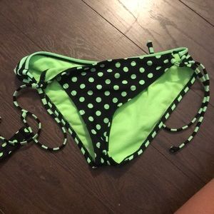medium size bathing suit bottom